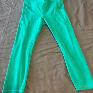Lululemon Athletica Kelly Green Everlux Wunder Train High-Rise Leggings